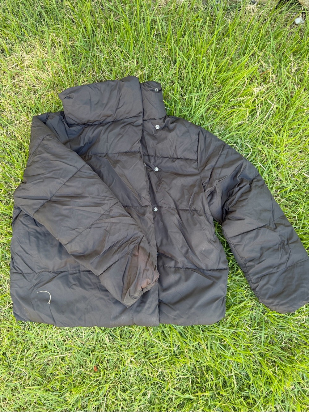Old Navy Black Puffer Jacket - Lightweight Insulated Coat